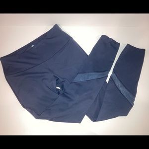 Navy yoga pants (juniors)